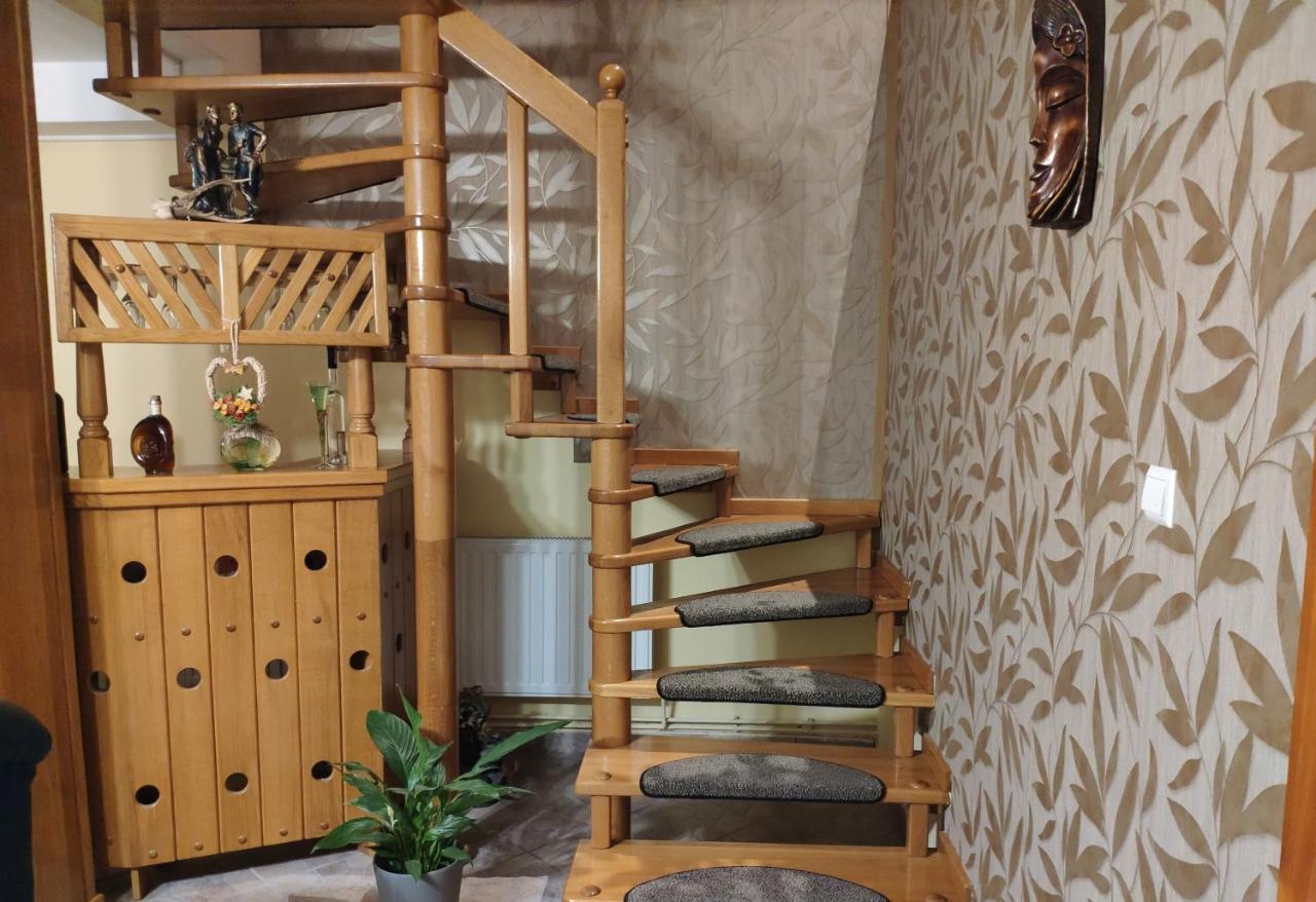 Casa Piatra Craiului Hotell Zărneşti Eksteriør bilde