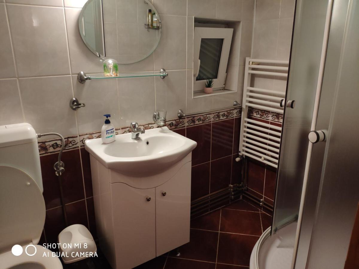 Casa Piatra Craiului Hotell Zărneşti Eksteriør bilde
